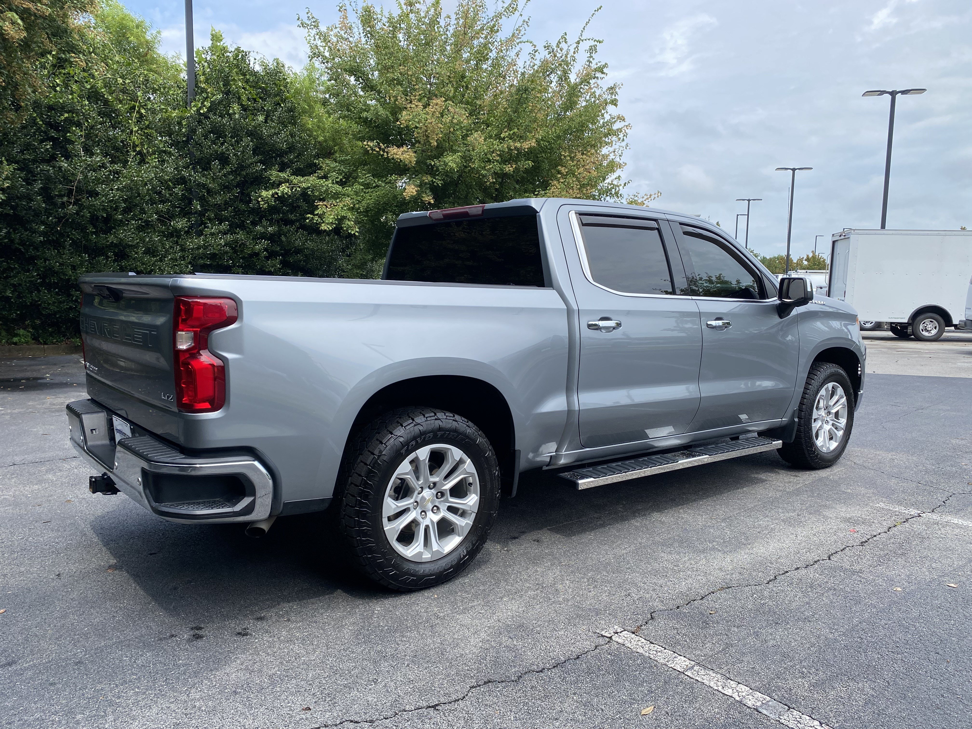 Used 2023 Chevrolet Silverado 1500 LTZ RWD image 9