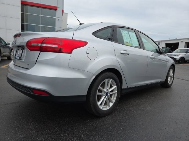 Used 2016 Ford Focus SE FWD image 7