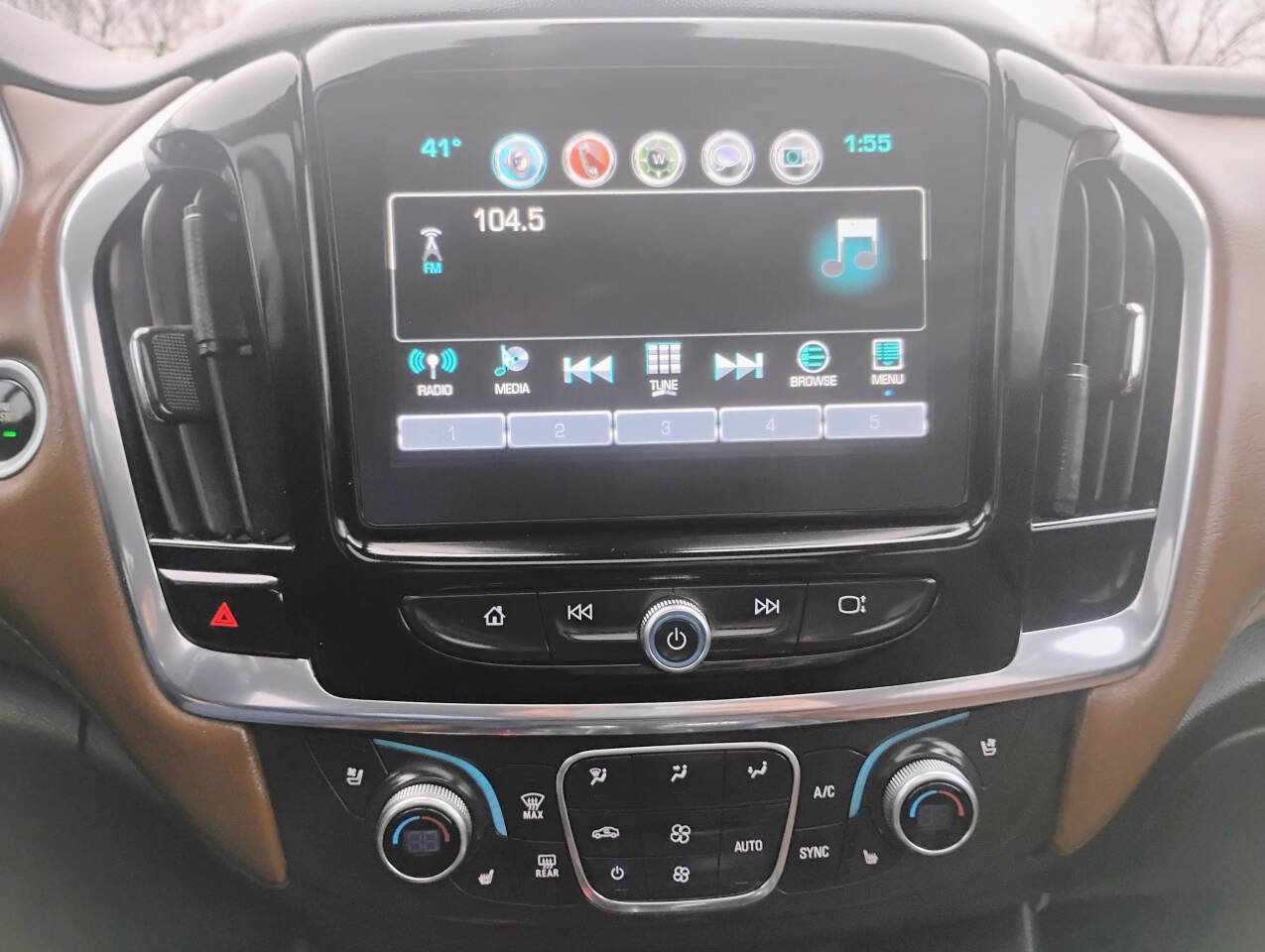 Used 2018 Chevrolet Traverse High Country image 18