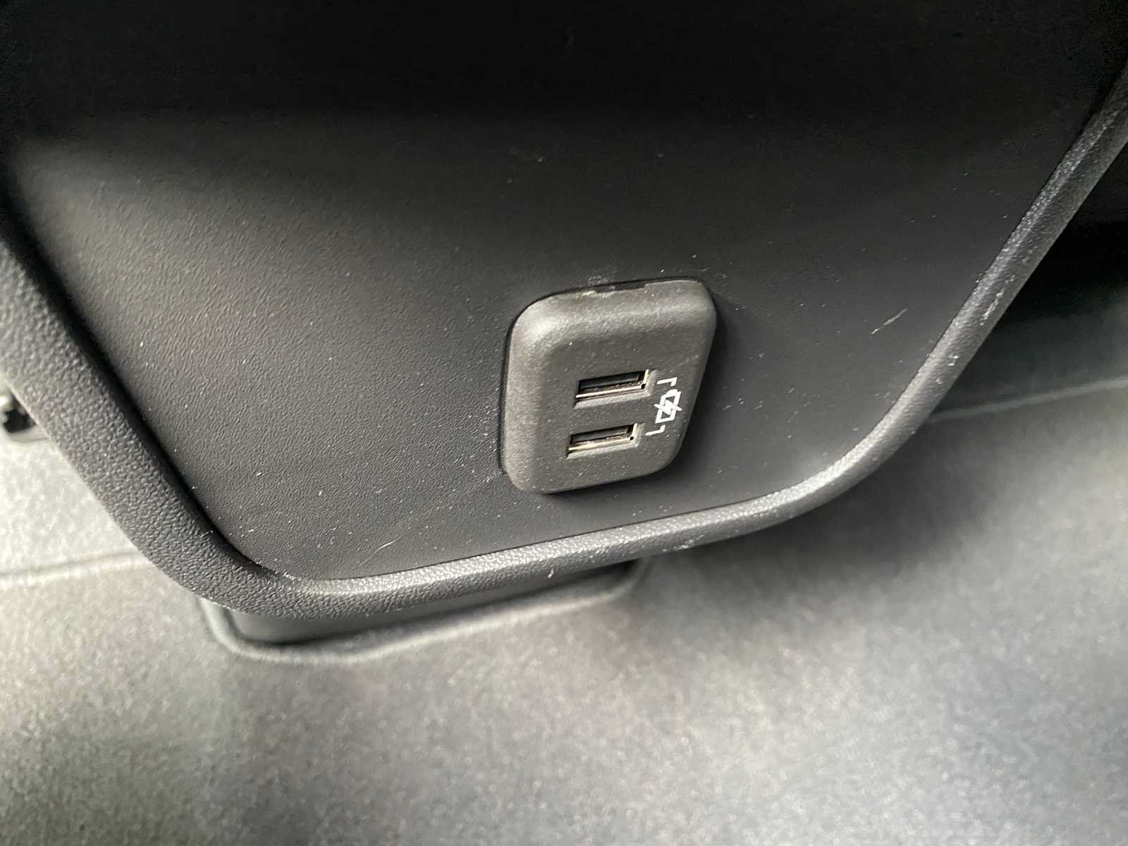Used 2021 Chevrolet Equinox LT FWD image 26