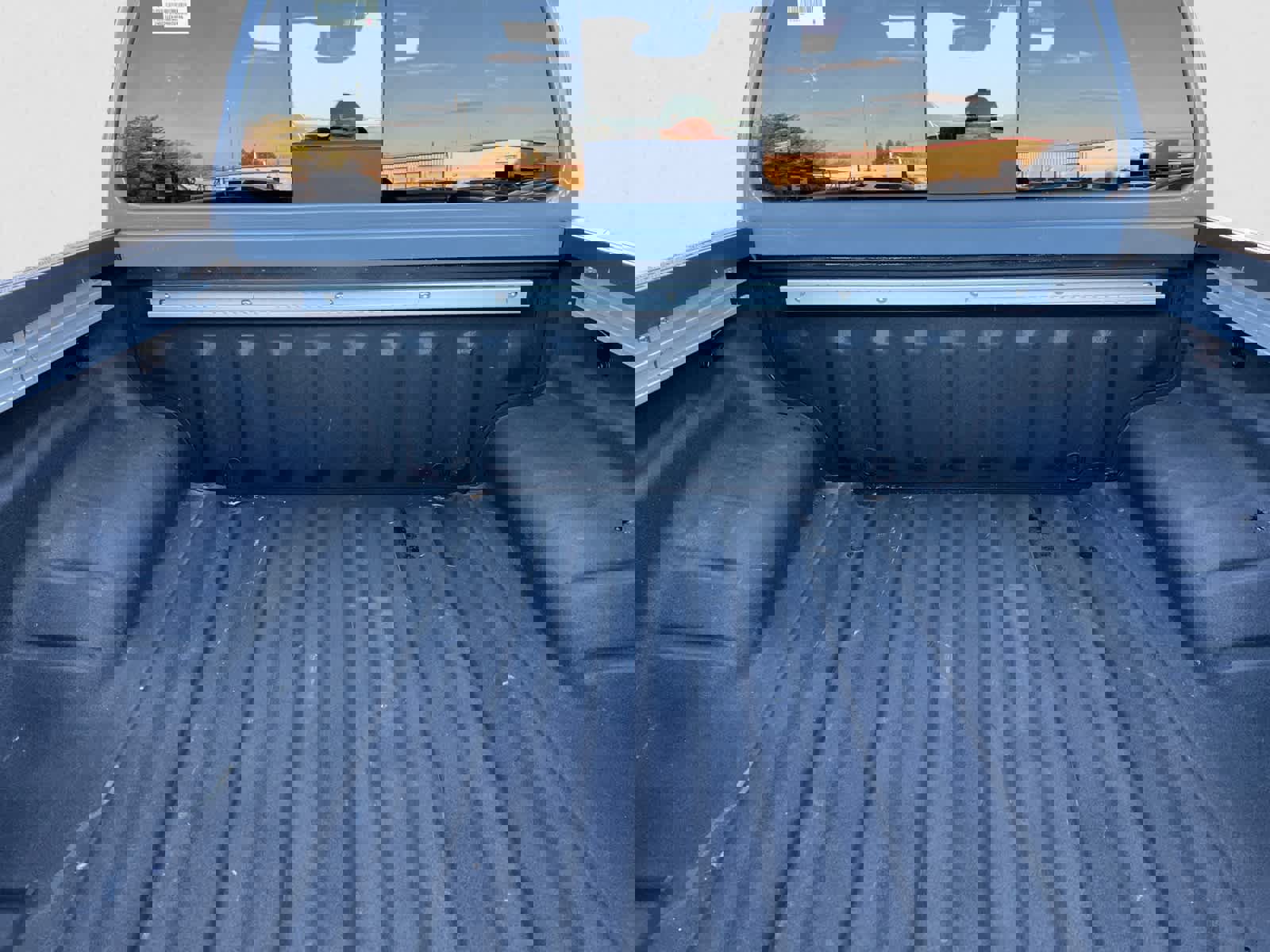 Certified 2023 Nissan Frontier PRO-4X w/ Pro Convenience Package image 5