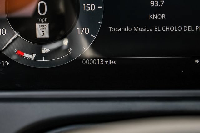 New 2026 Land Rover Range Rover Velar S AWD/4WD image 28