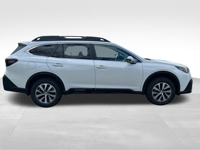Used 2022 Subaru Outback Premium AWD/4WD image 7