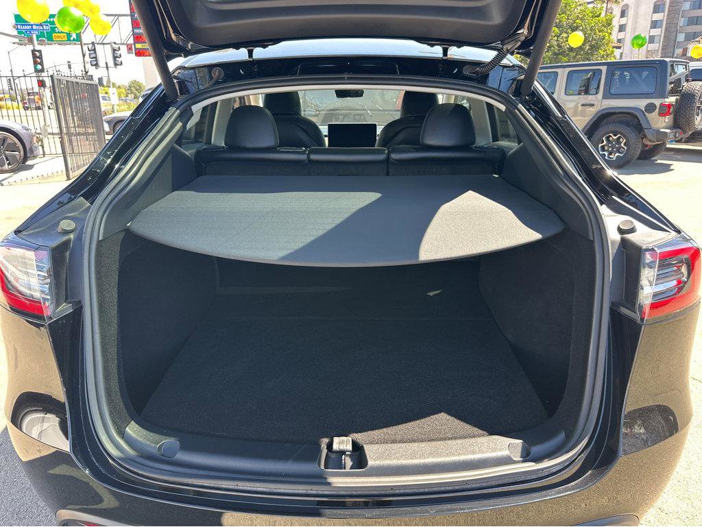 Used 2023 Tesla Model Y Performance image 33