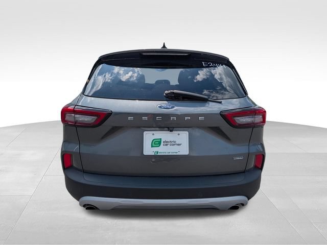 Used 2023 Ford Escape SE FWD image 6