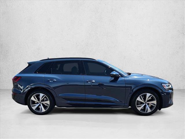 Used 2024 Audi Q8 e-tron Premium AWD/4WD image 4