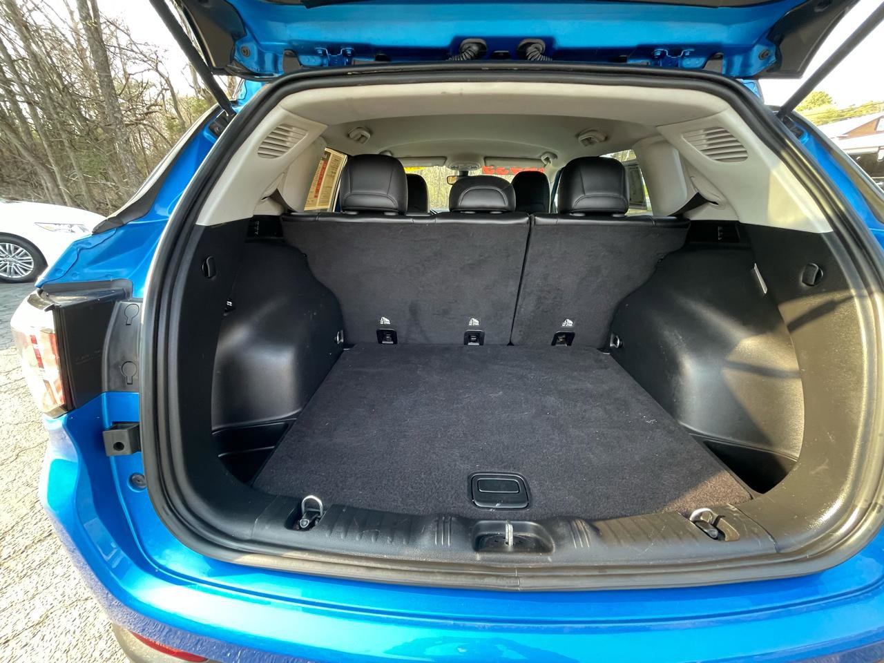 Used 2018 Jeep Compass Latitude AWD/4WD image 18