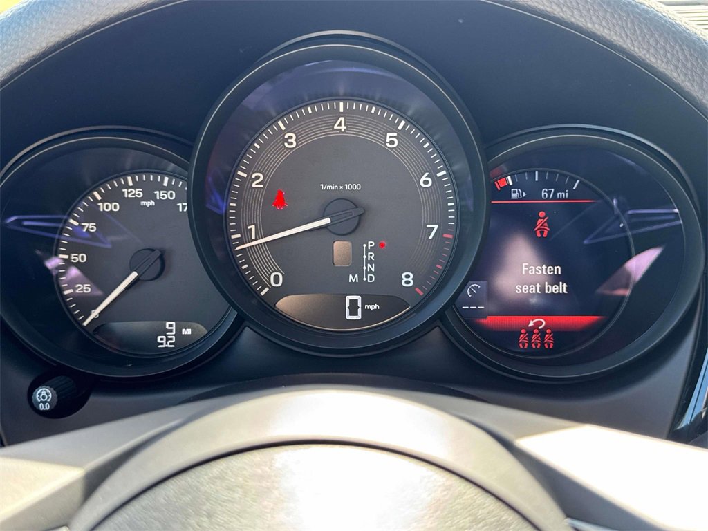 Used 2025 Porsche Macan image 20