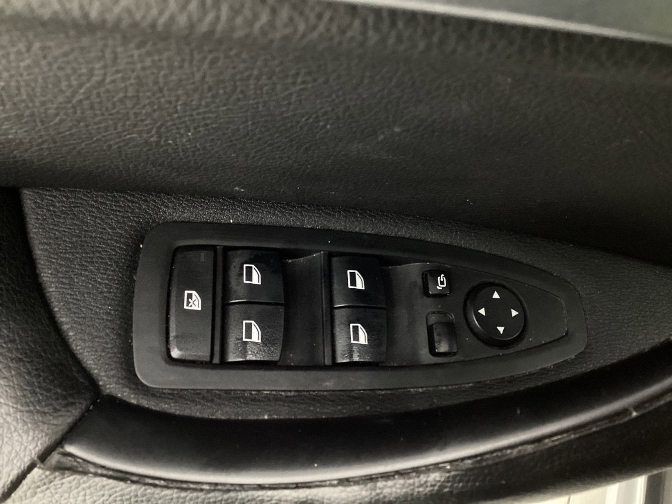 Used 2018 BMW X1 sDrive28i w/ Convenience Package image 38