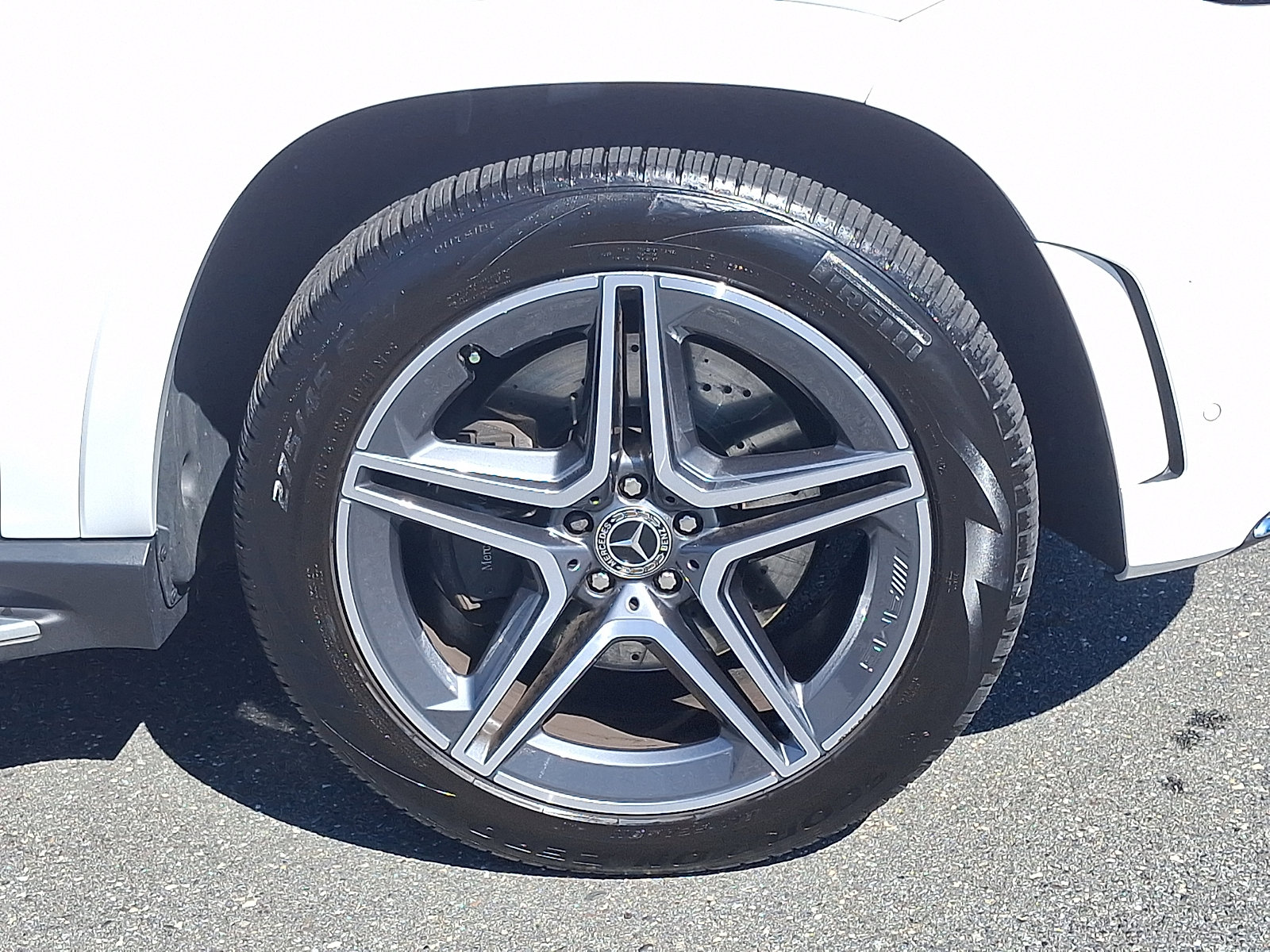 Used 2023 Mercedes-Benz GLS 580 4MATIC image 8