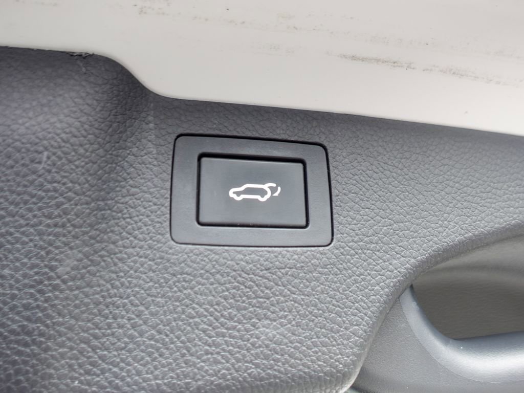 Used 2018 Hyundai Santa Fe Sport 2.0T FWD image 26