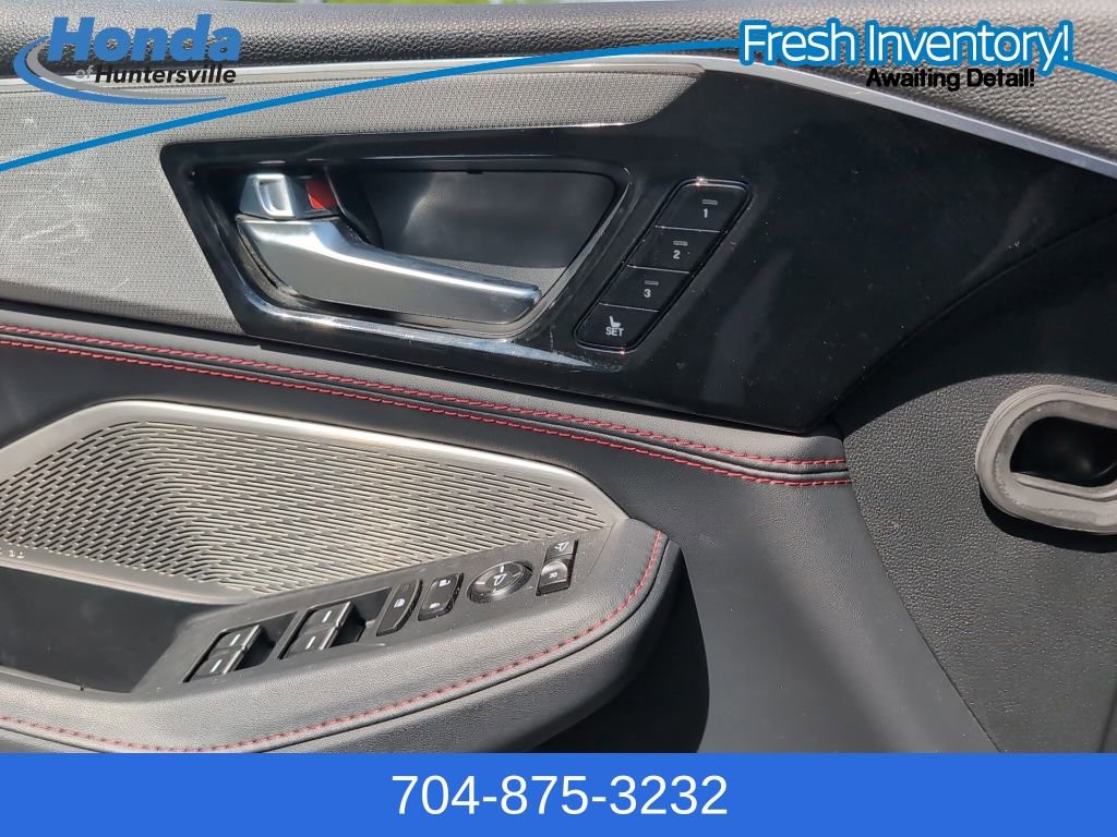 Used 2023 Acura MDX A-Spec image 25