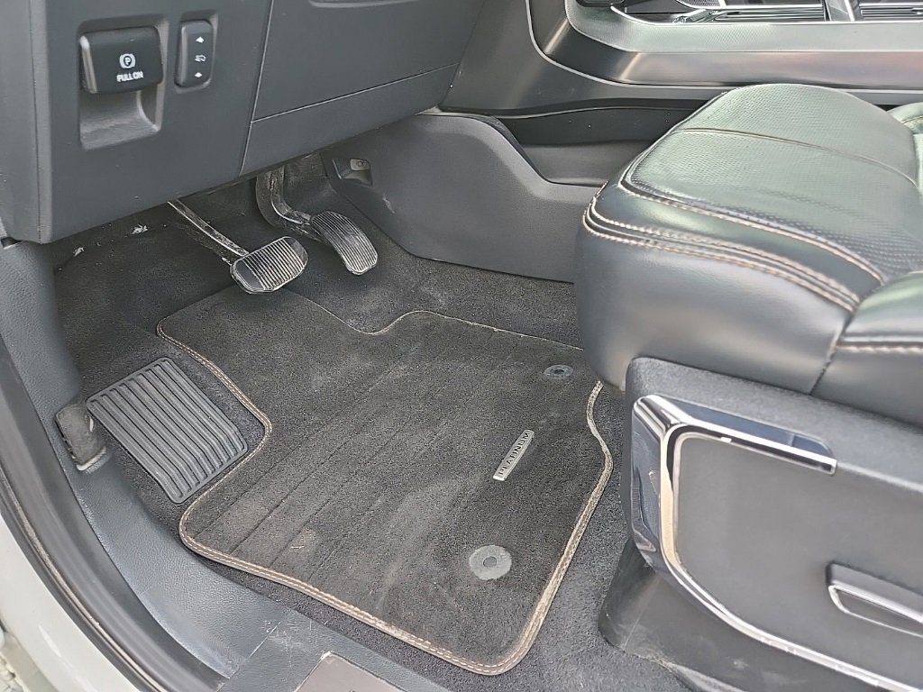 Used 2023 Ford F150 Platinum w/ FX4 Off-Road Package image 52