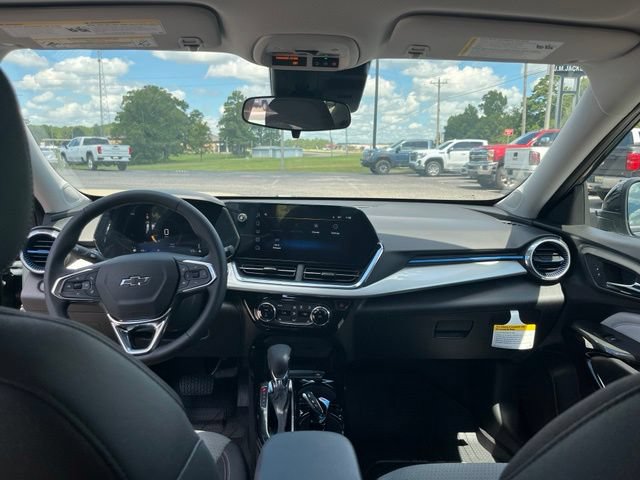 New 2026 Chevrolet Trax LT FWD image 8