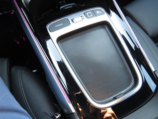 Used 2025 Mercedes-Benz GLB 250 4MATIC image 16