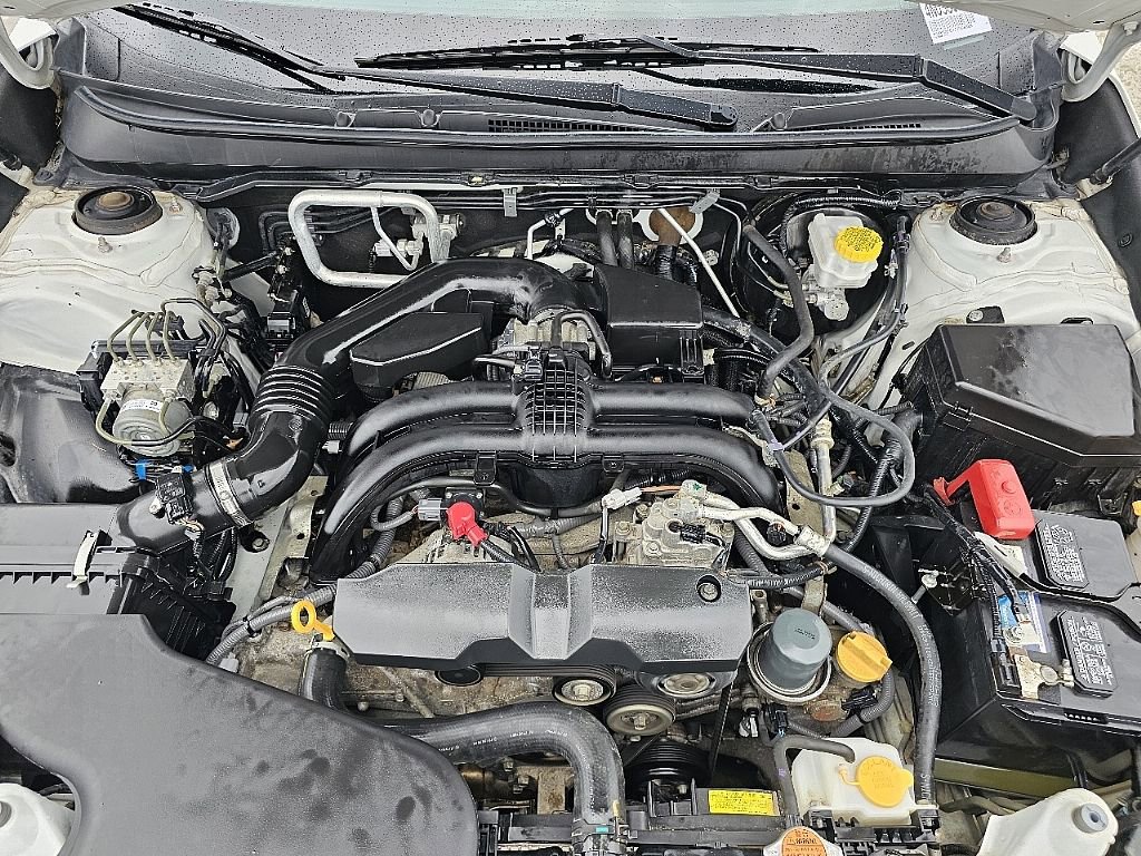 Used 2018 Subaru Outback 2.5i Premium image 10