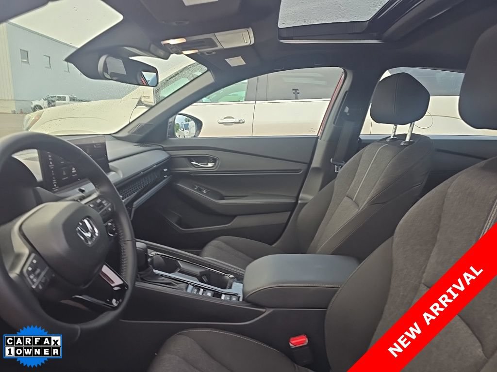 Used 2025 Honda Accord Sport image 5