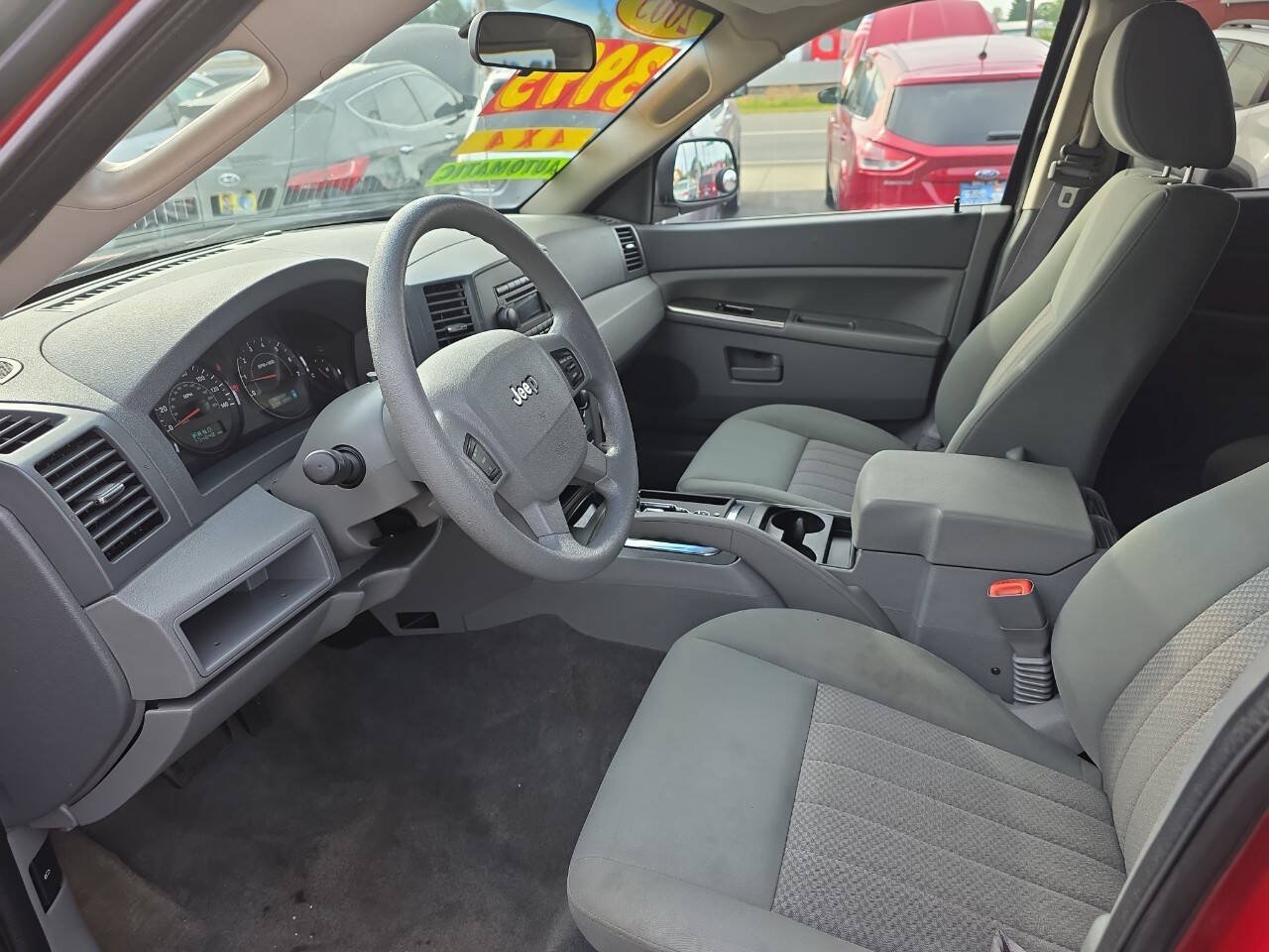 Used 2005 Jeep Grand Cherokee Laredo AWD/4WD image 7