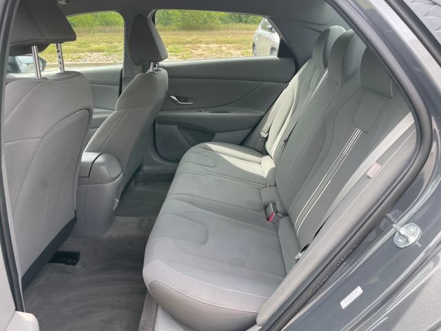 Used 2024 Hyundai Elantra SEL FWD image 28