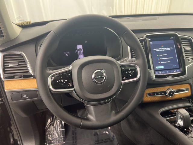 Used 2023 Volvo XC90 B6 Plus AWD/4WD image 23