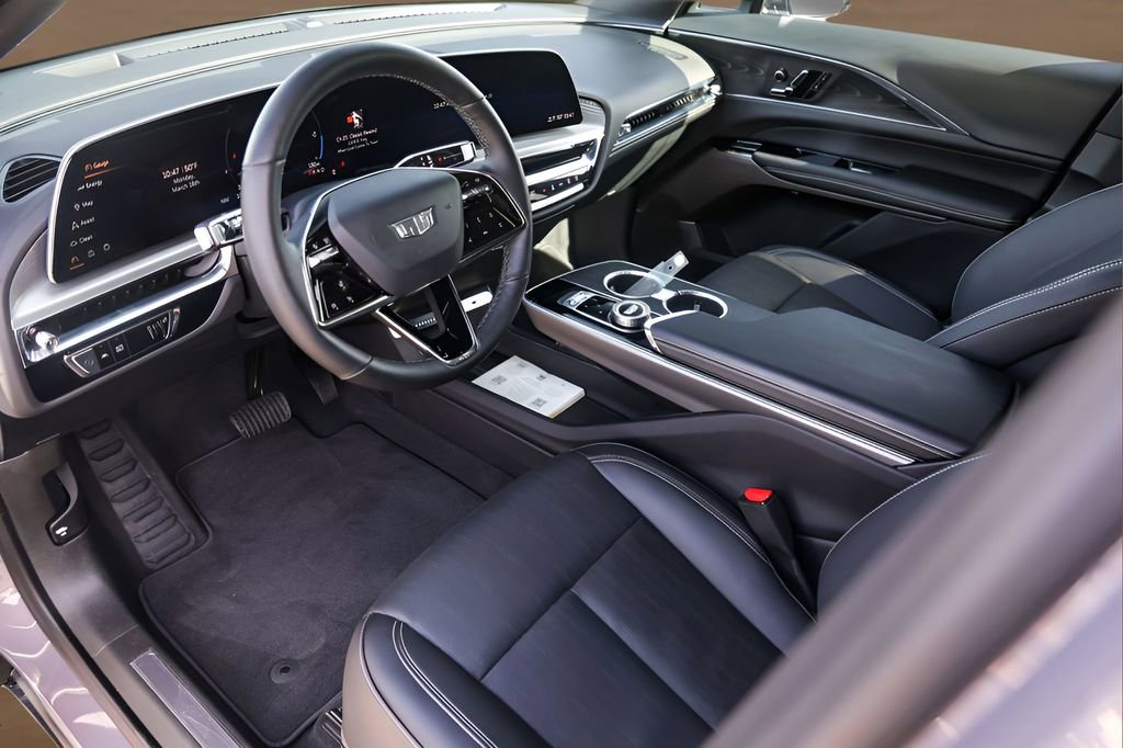 Certified 2024 Cadillac Lyriq Sport image 10