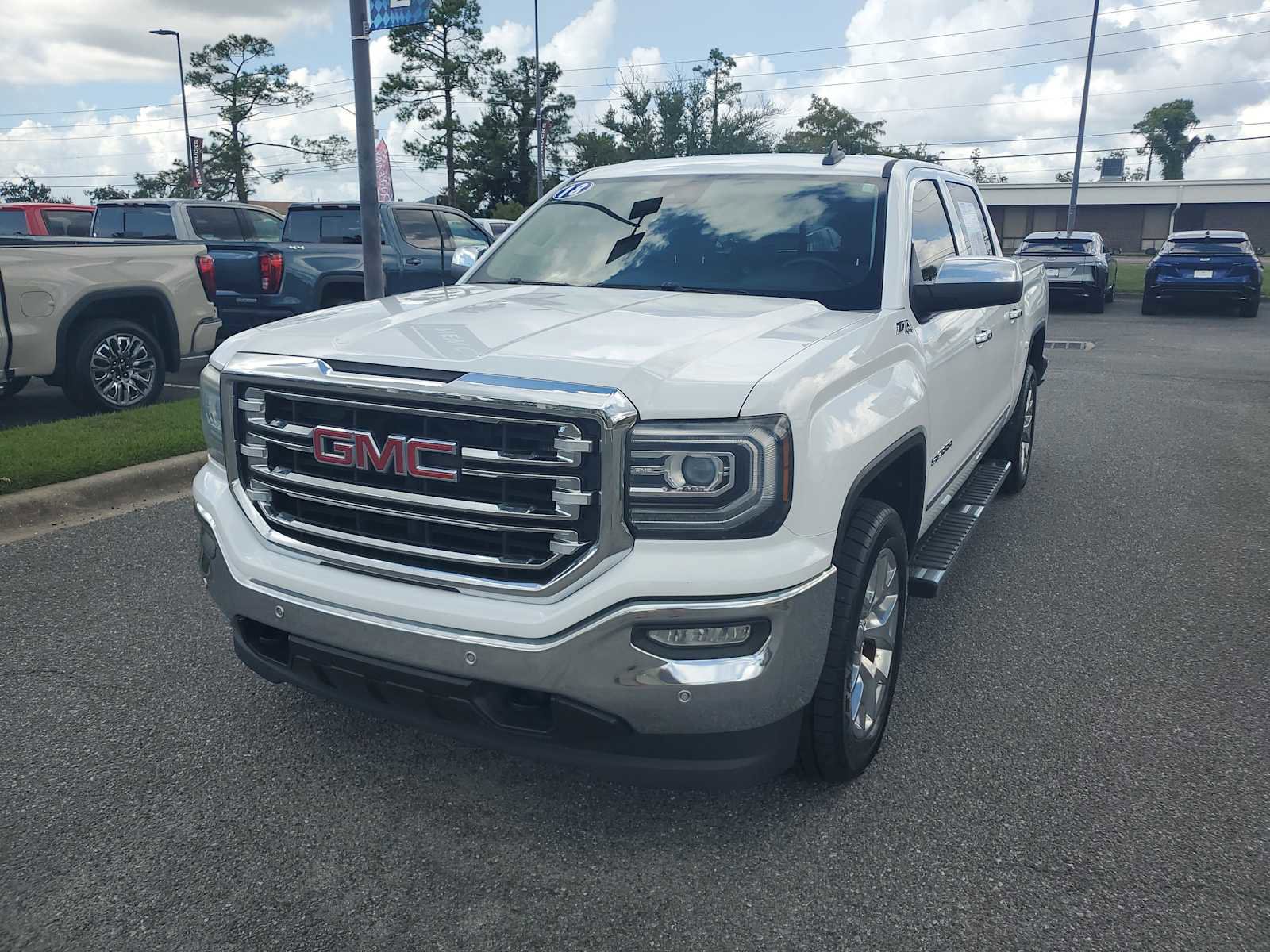 Used 2018 GMC Sierra 1500 SLT