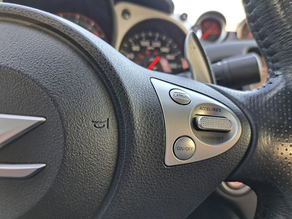 Used 2014 Nissan 370Z Touring w/ Sport Package image 21