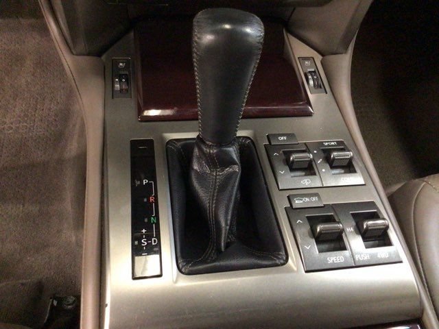 Used 2018 Lexus GX 460 Luxury AWD/4WD image 34