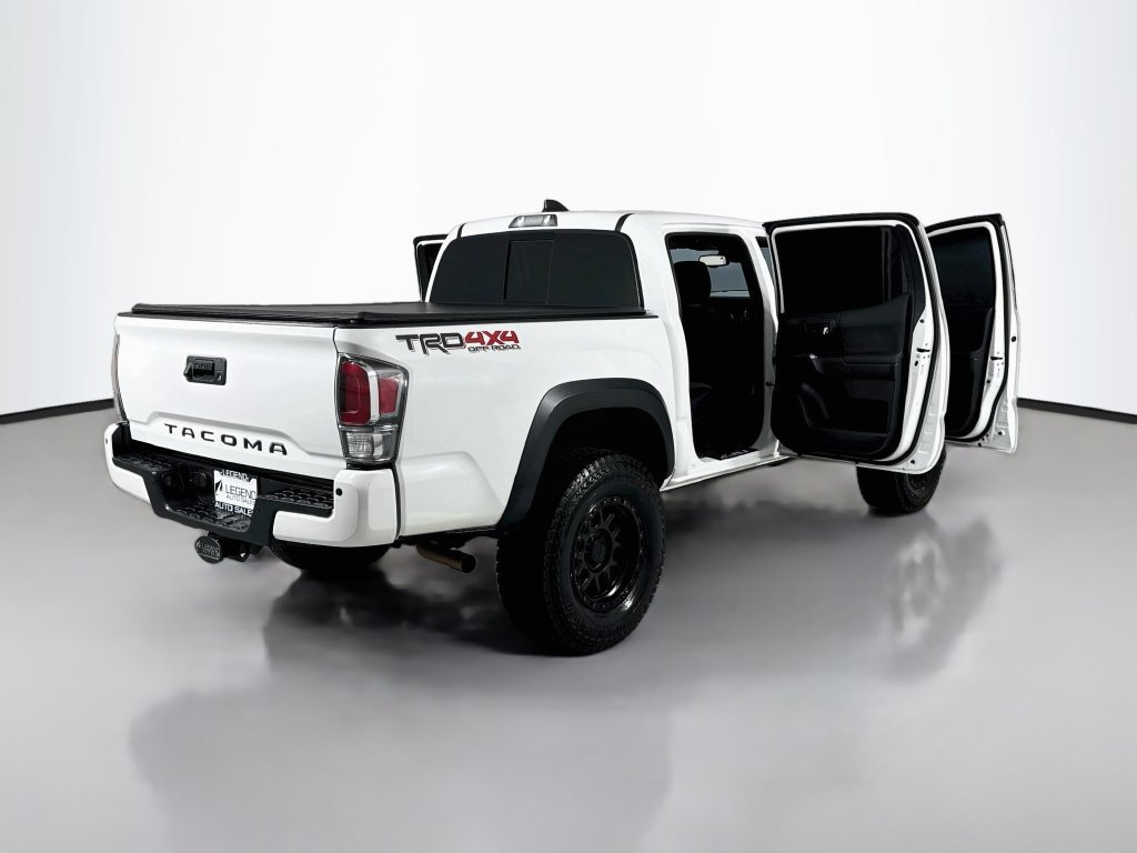 Used 2020 Toyota Tacoma TRD Off-Road w/ Technology Package AWD/4WD image 23