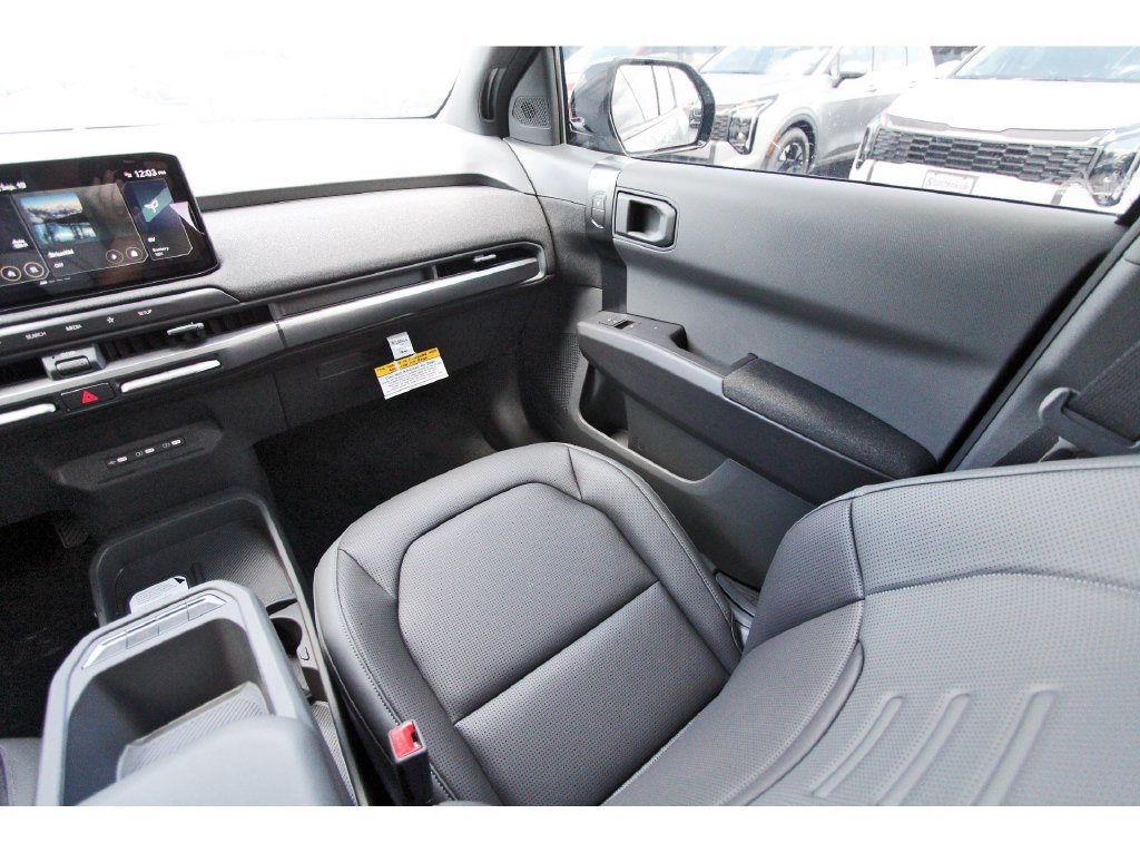 New 2027 Kia EV3 Wind FWD image 9