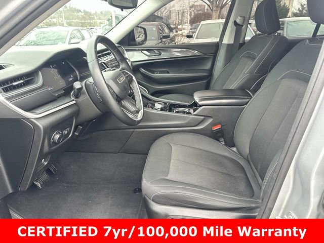 Used 2022 Jeep Grand Cherokee Laredo w/ Luxury Tech Group I image 18