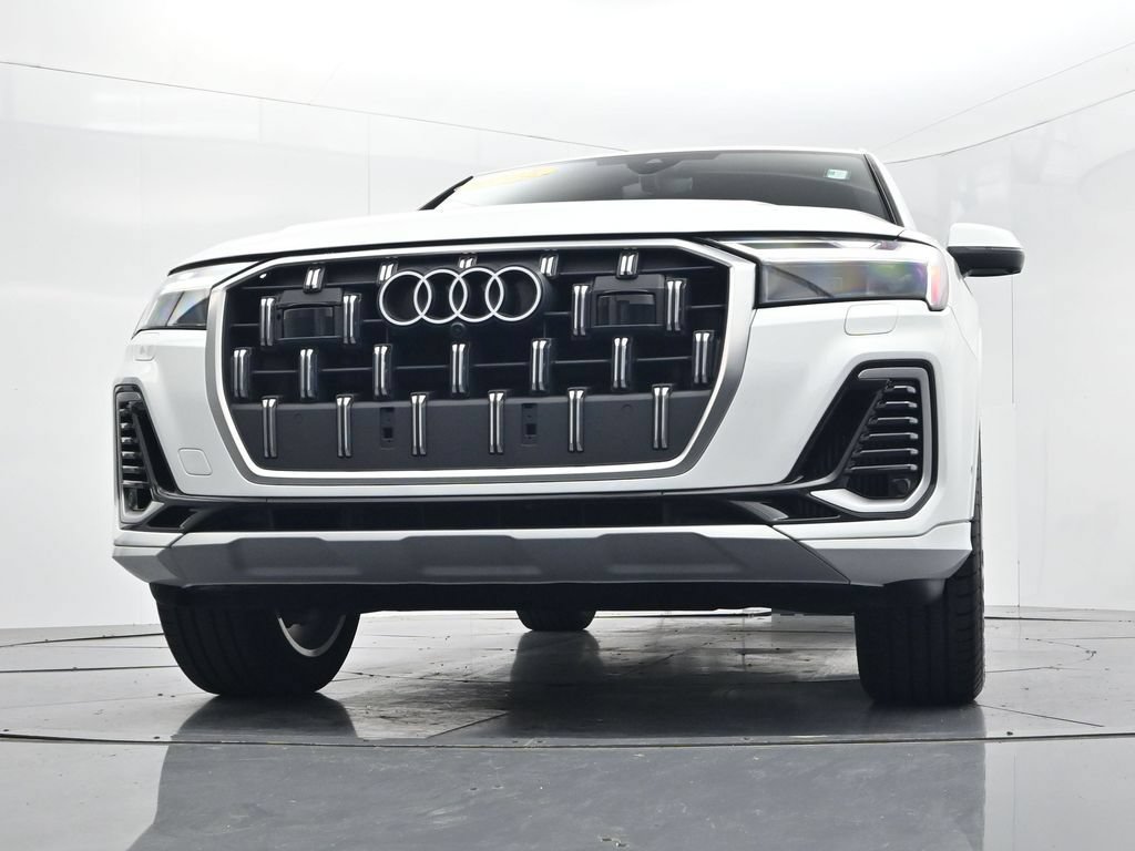Used 2025 Audi Q7 3.0T Premium Plus AWD/4WD image 56