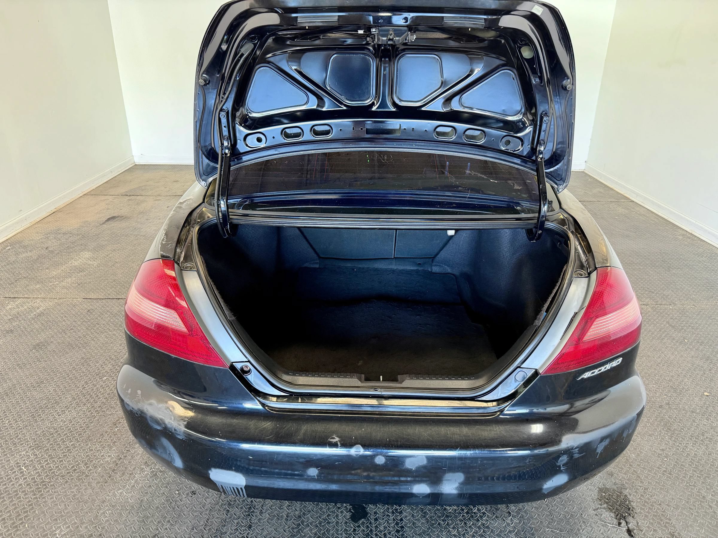 Used 2005 Honda Accord EX image 34