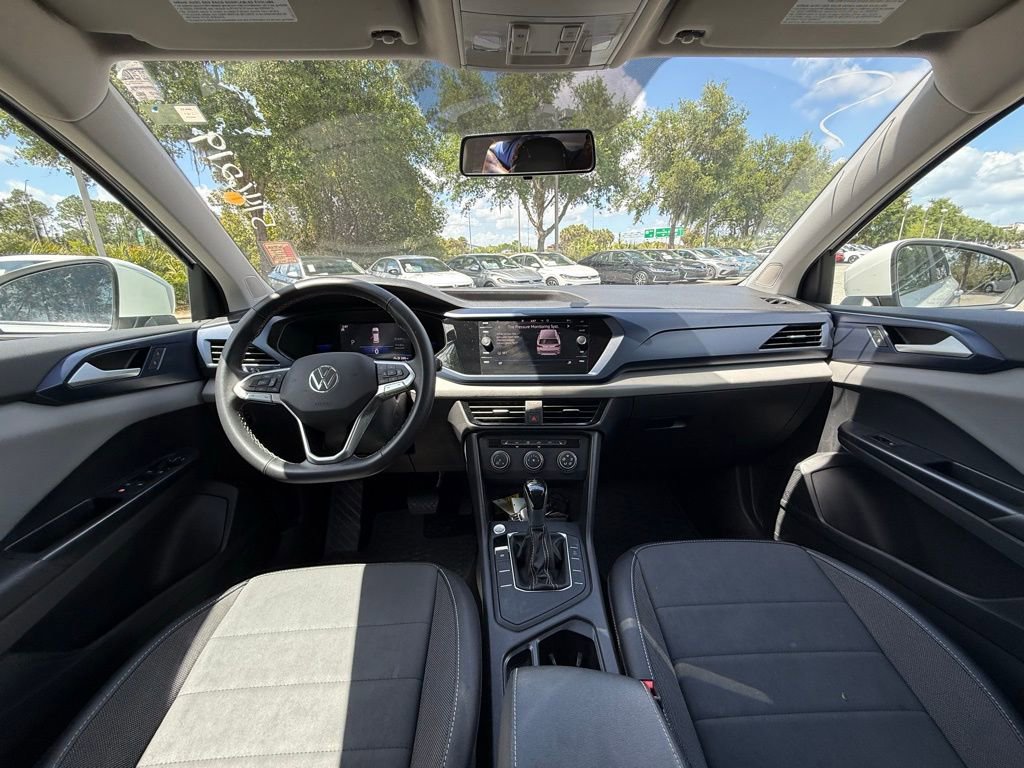 Used 2022 Volkswagen Taos SE image 18