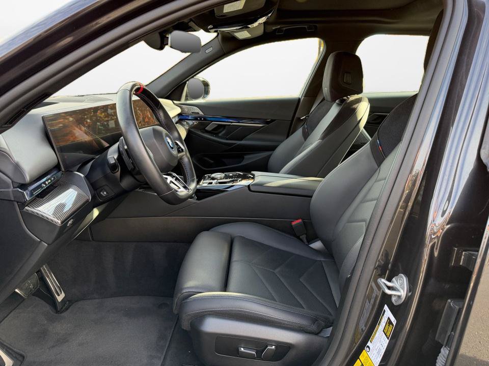 Used 2024 BMW i5 M60 w/ Premium Package AWD/4WD image 9