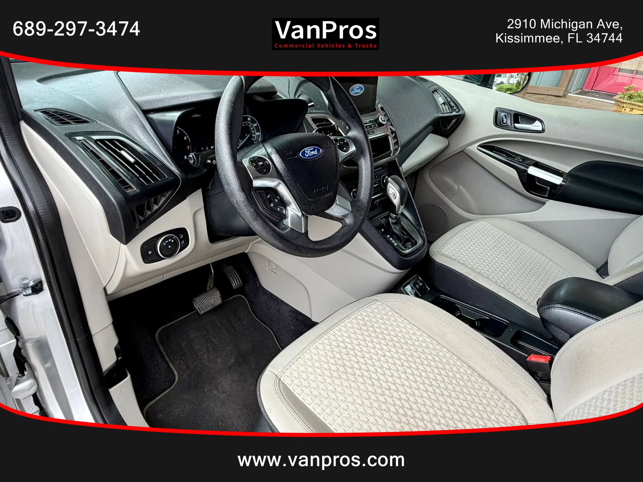 Used 2023 Ford Transit Connect XLT image 8