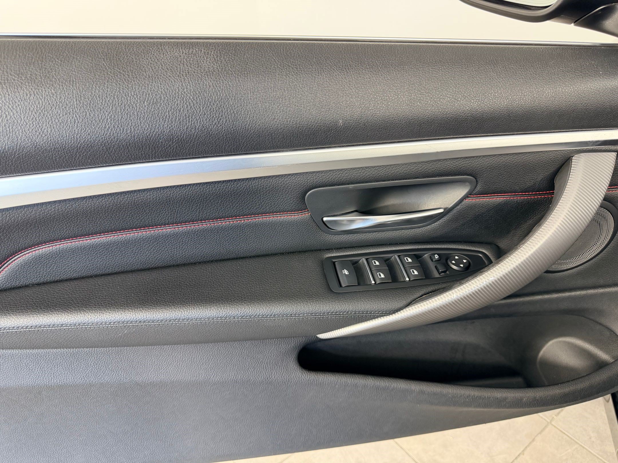 Used 2020 BMW 430i Convertible w/ Convenience Package RWD image 13