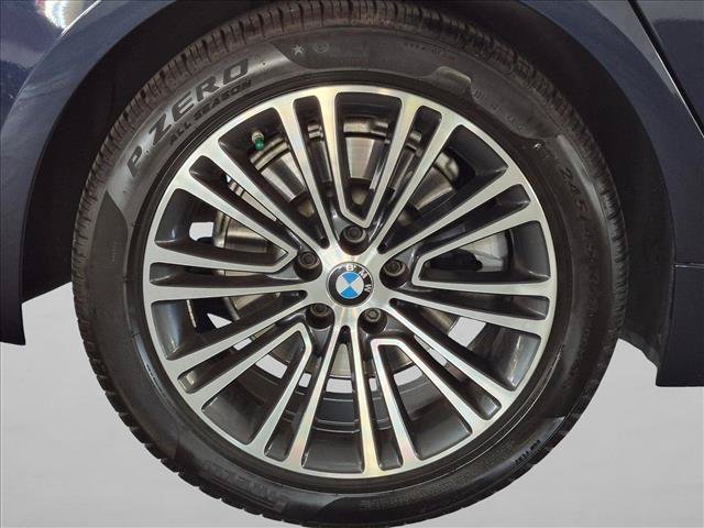 Used 2018 BMW 530e w/ Premium Package 2 RWD image 24