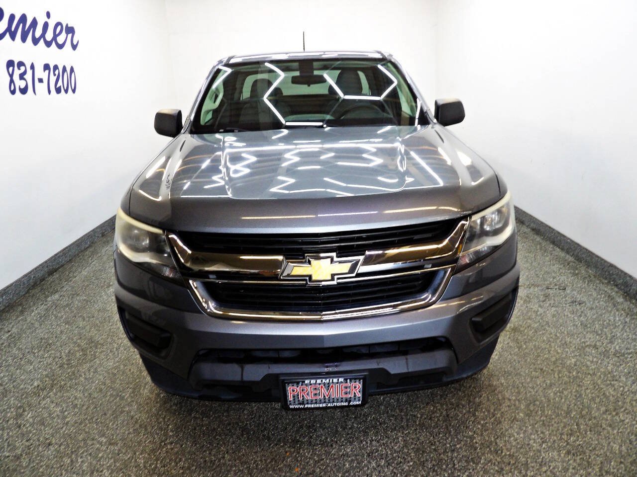 Used 2018 Chevrolet Colorado W/T w/ WT Convenience Package RWD image 2