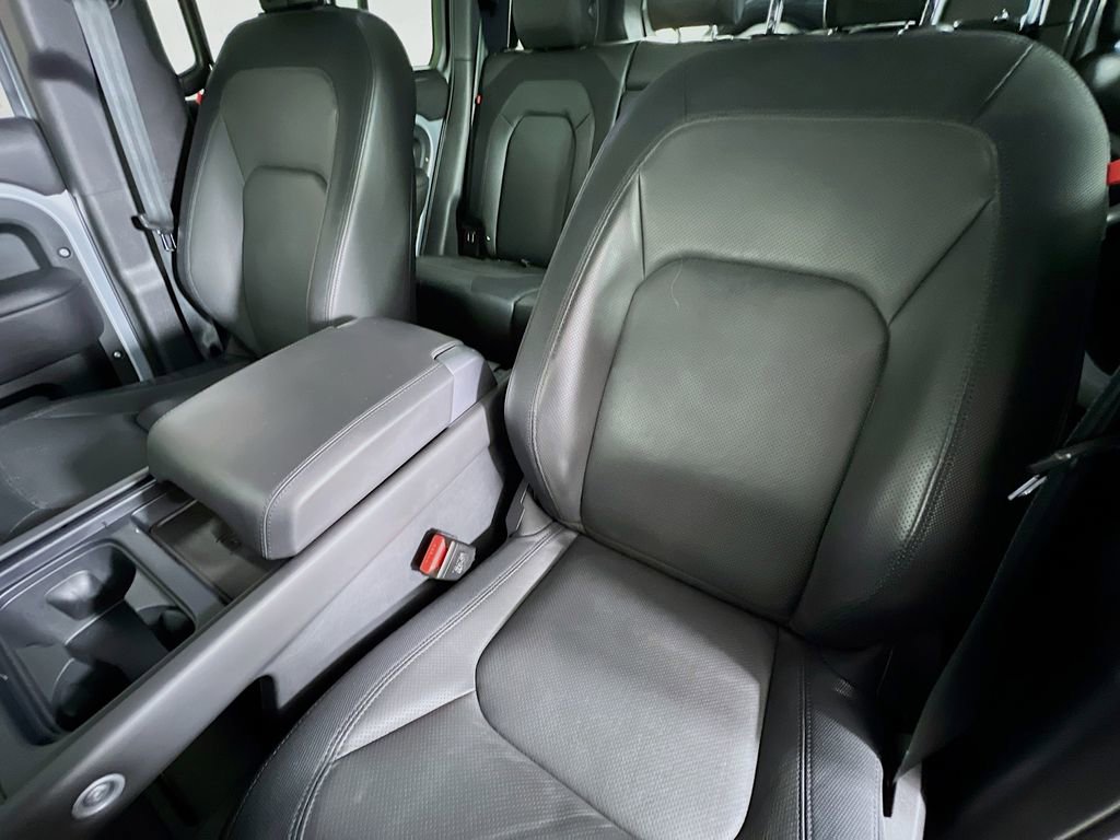 Used 2023 Land Rover Defender 110 X-Dynamic SE image 22