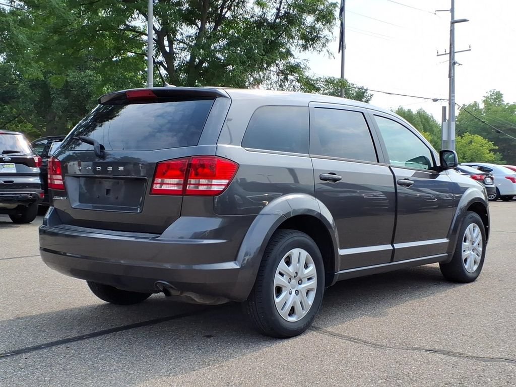Used 2015 Dodge Journey American Value Package w/ Flexible Seating Group FWD image 4