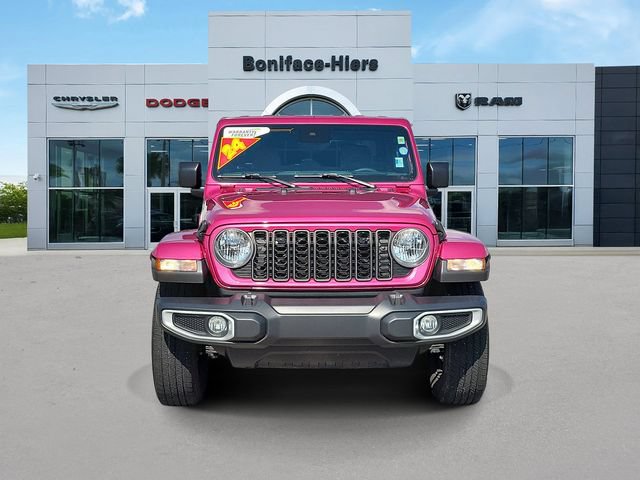 Used 2024 Jeep Gladiator Sport w/ Premium Package AWD/4WD image 2