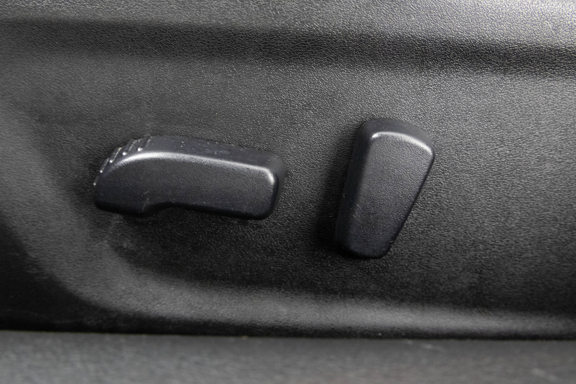 Used 2024 Nissan Altima 2.5 SV FWD image 8