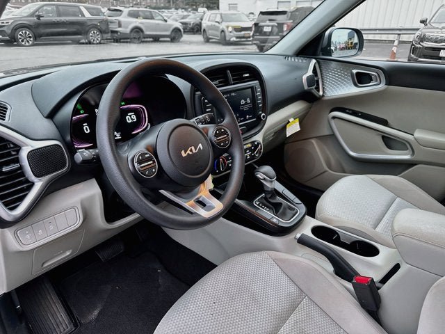 Certified 2023 Kia Soul LX FWD image 9
