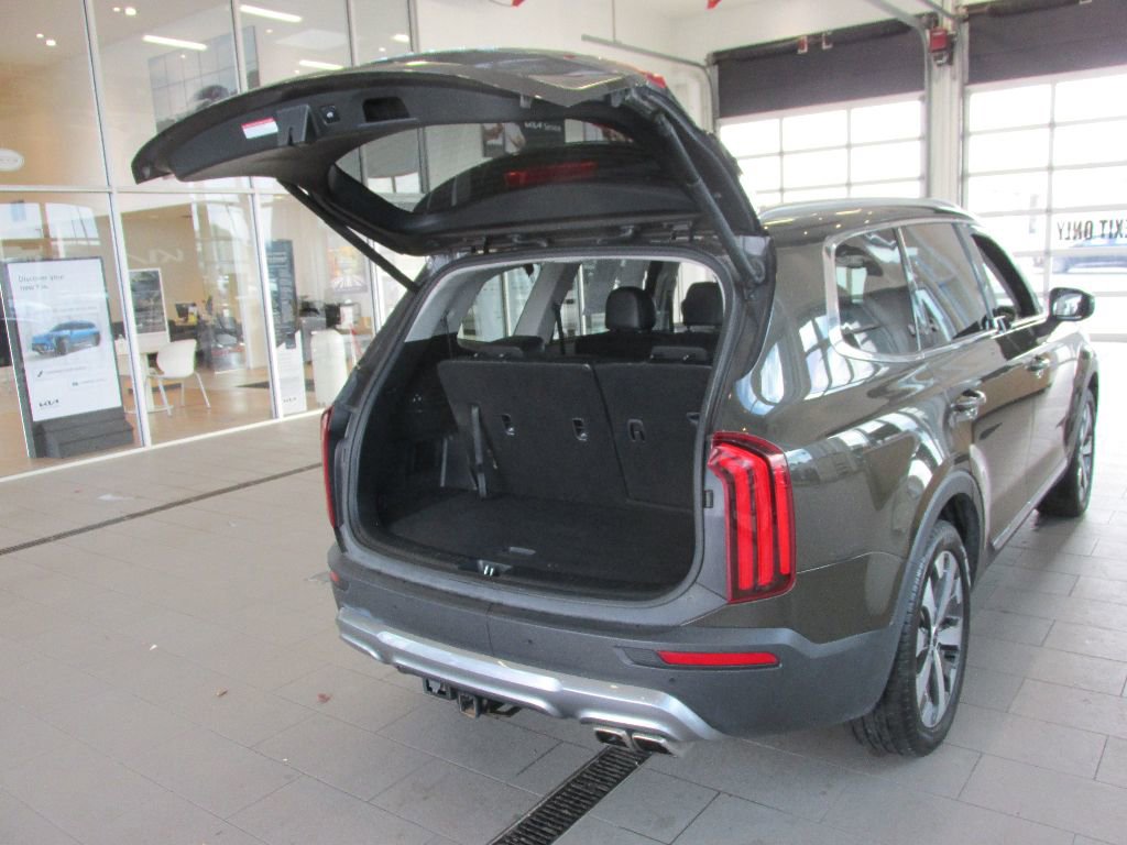 Used 2022 Kia Telluride EX w/ EX Premium Package image 33