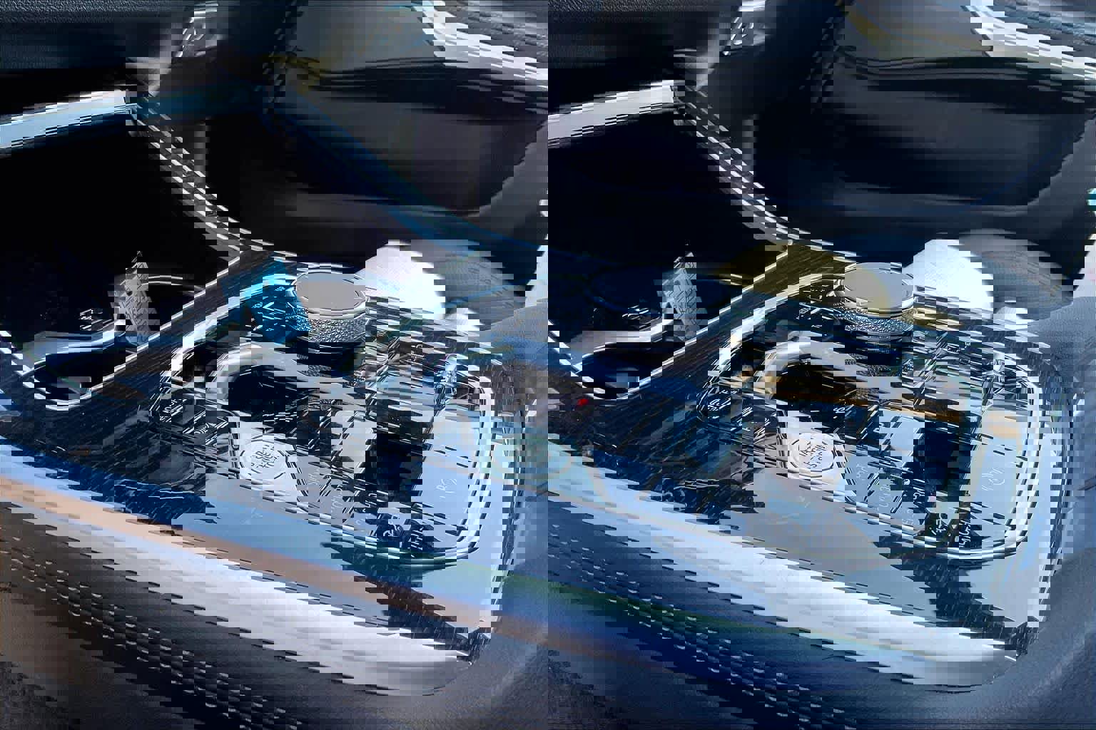 Used 2025 BMW X7 xDrive40i w/ M Sport Package image 17