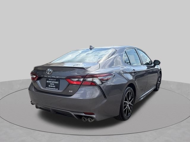 Used 2024 Toyota Camry SE FWD image 6