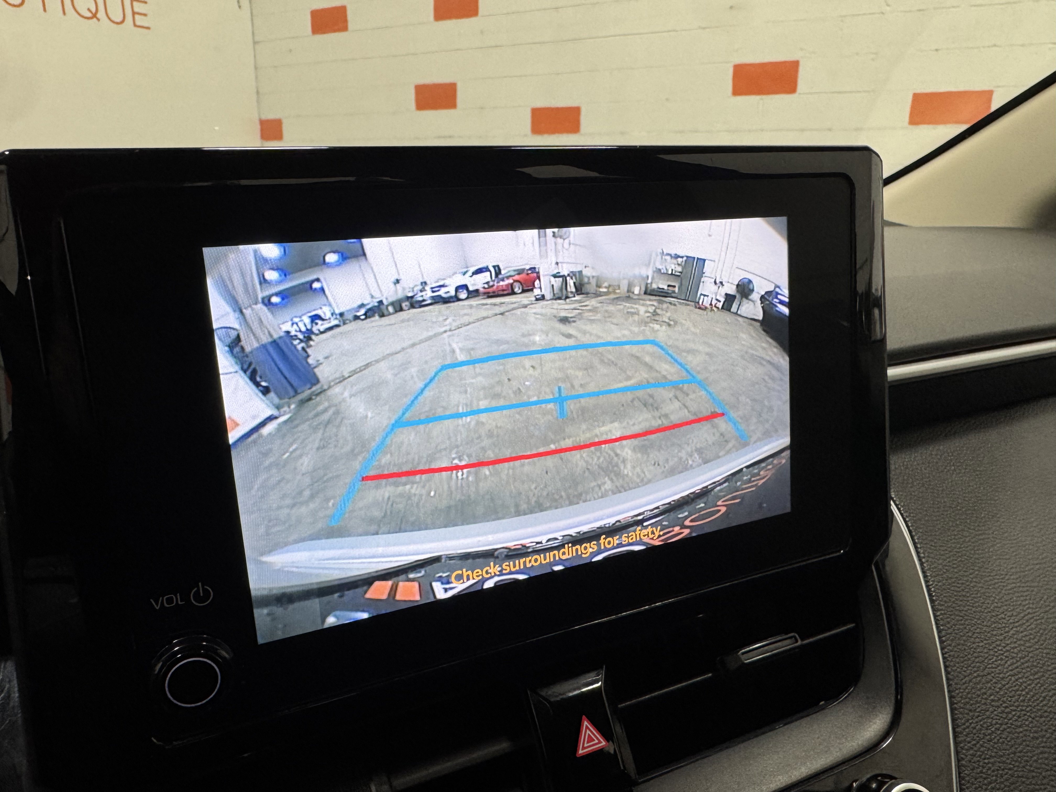 Used 2023 Toyota Corolla LE image 2