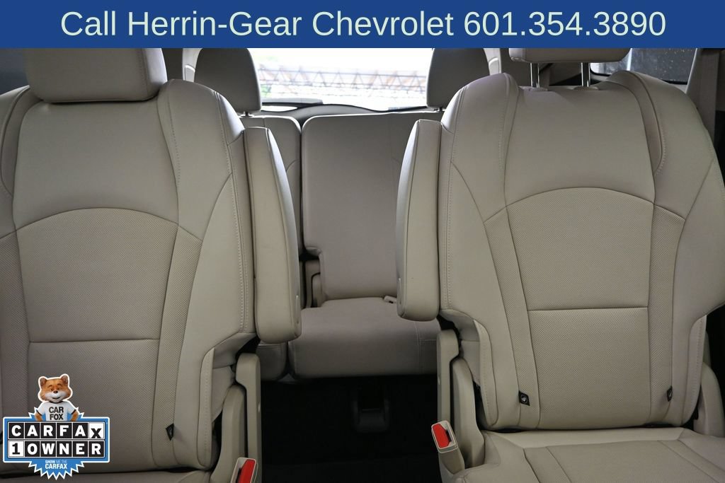 Used 2023 Buick Enclave Essence w/ Experience Buick Package FWD image 27