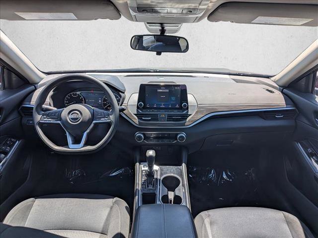 Used 2023 Nissan Altima 2.5 SV FWD image 16